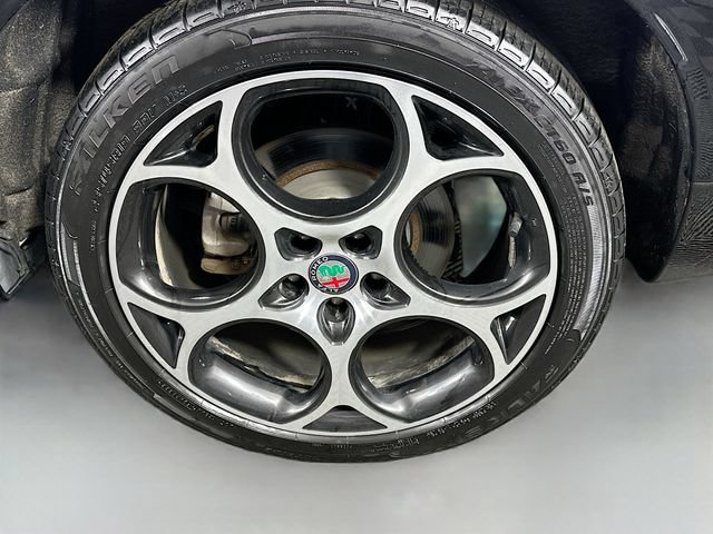 Used 2024 Alfa Romeo Tonale Ti AWD/4WD image 32