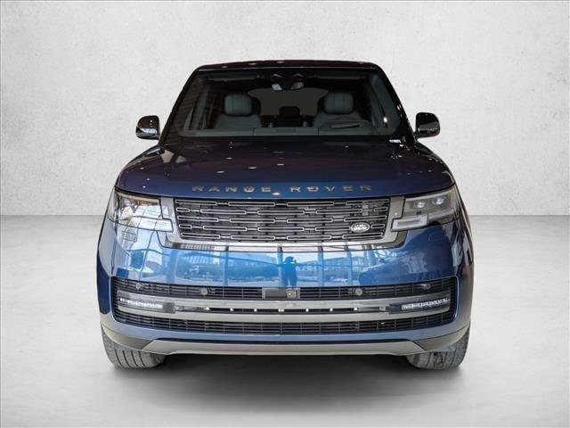 New 2026 Land Rover Range Rover Long Wheelbase SE AWD/4WD image 6