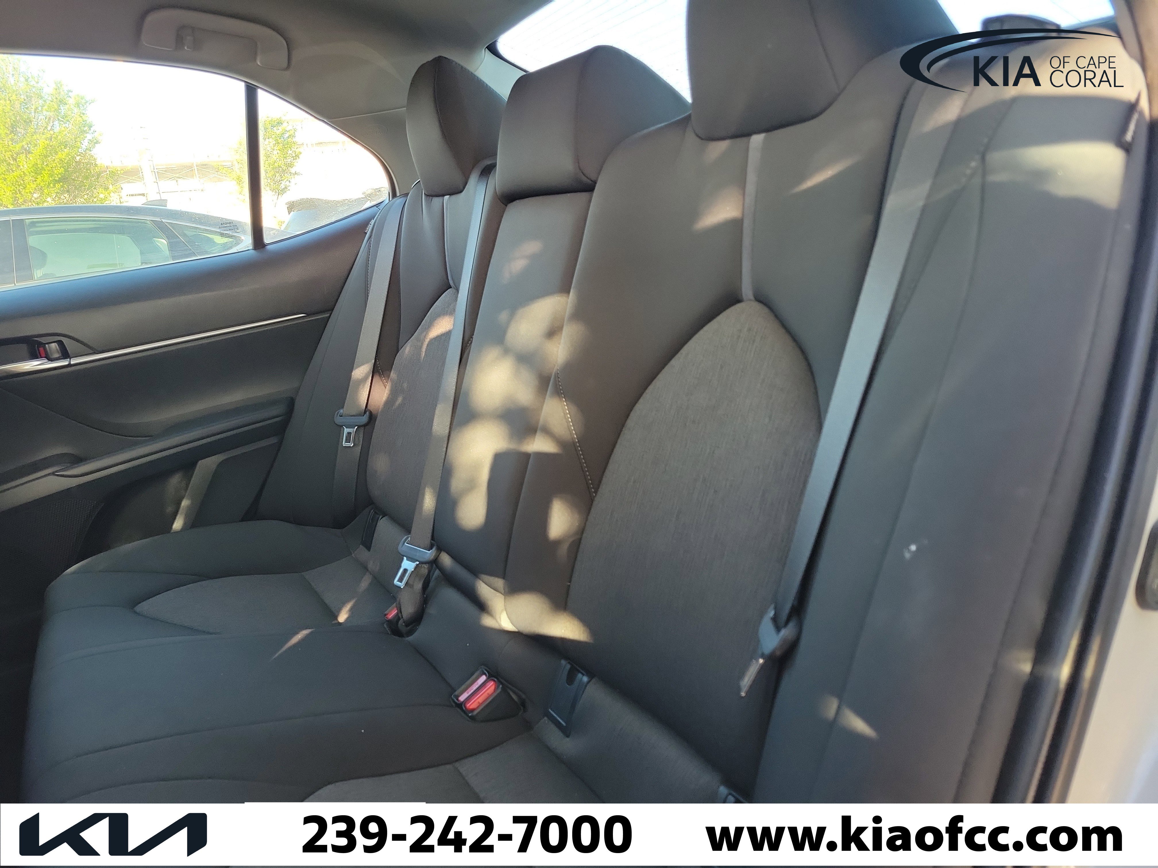 Used 2022 Toyota Camry LE image 8