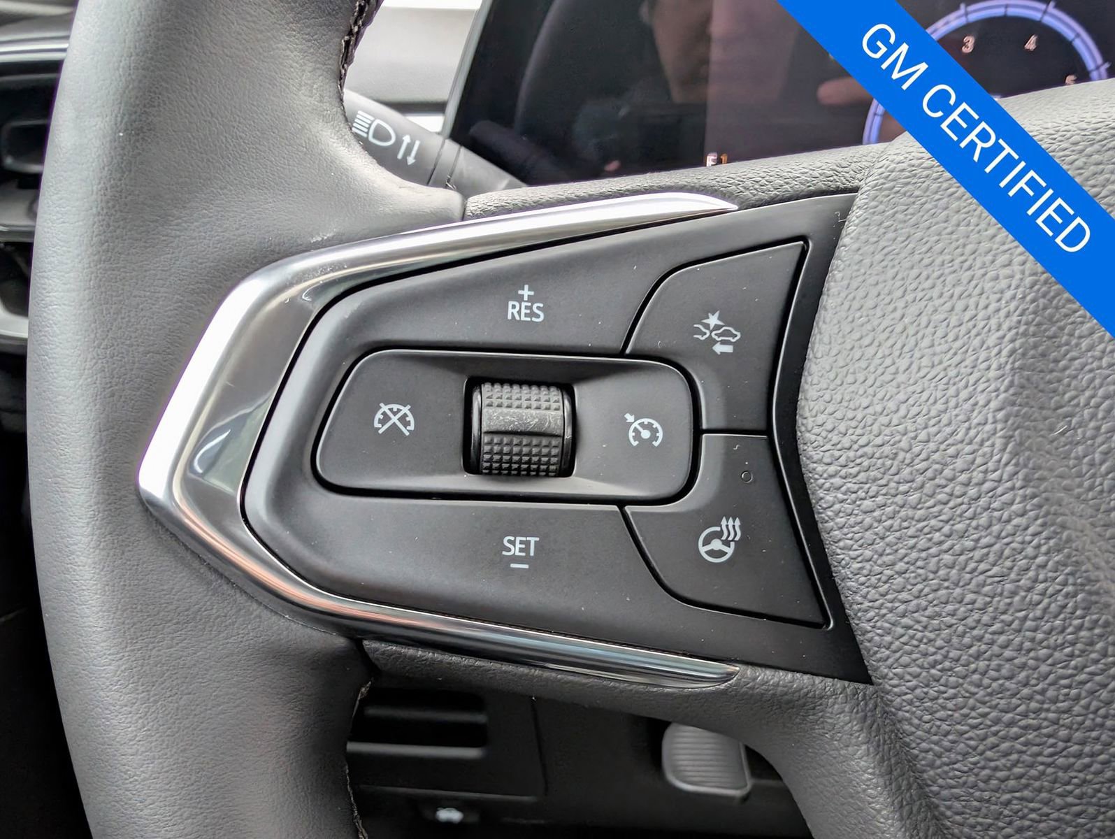 Used 2024 Chevrolet TrailBlazer LT w/ LT Cold Weather Package image 12