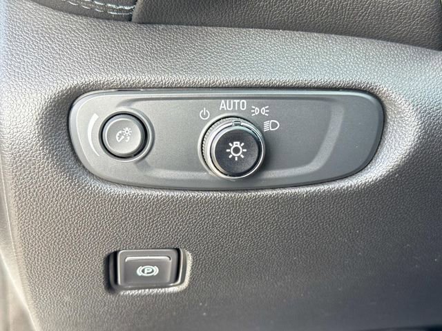 Used 2021 Chevrolet Blazer LT image 41