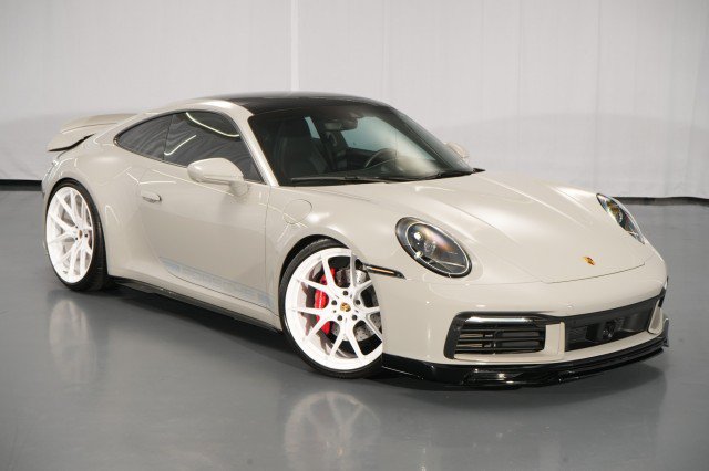 Used 2020 Porsche 911 Carrera 4S AWD/4WD image 18