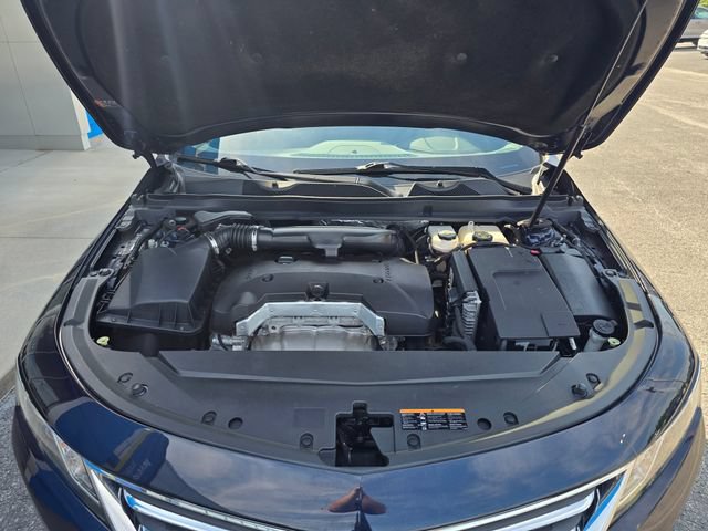 Used 2018 Chevrolet Impala LT w/ LT Convenience Package FWD image 46