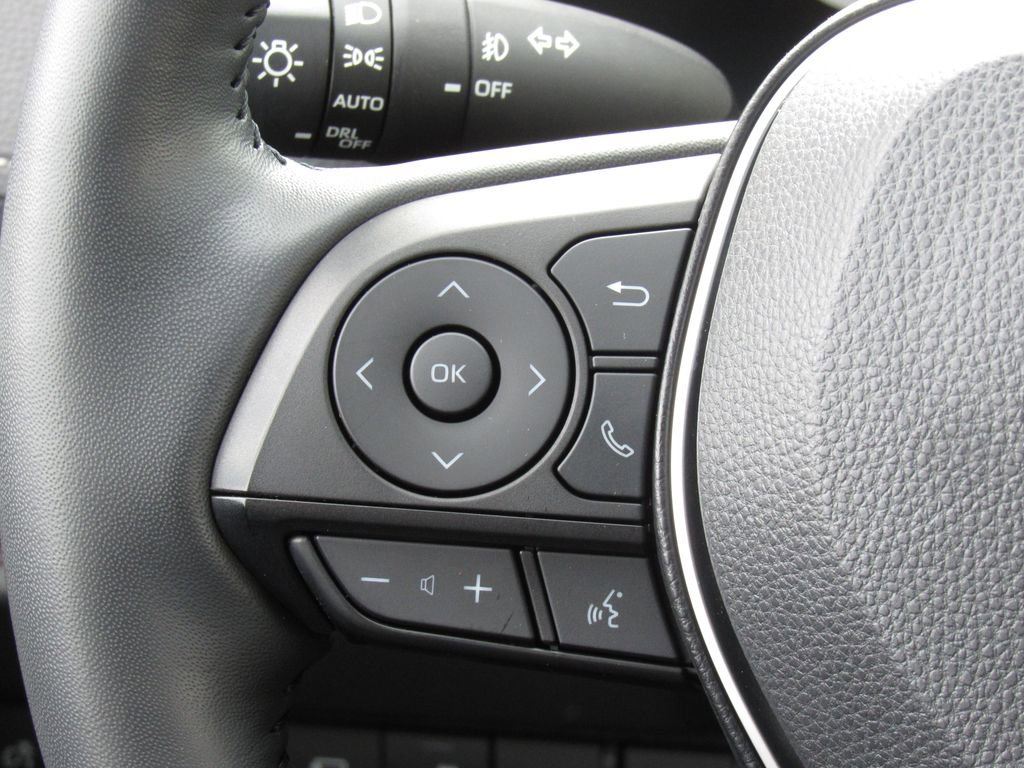 Used 2024 Toyota RAV4 Limited w/ Advanced Technology Package AWD/4WD image 27