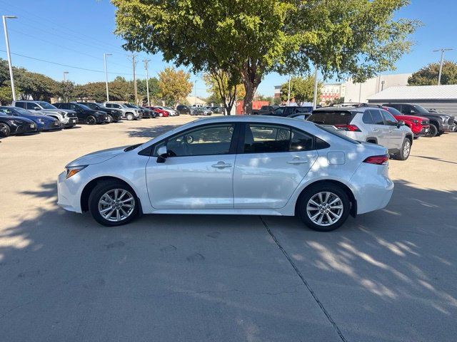 Certified 2026 Toyota Corolla LE w/ LE Premium Package FWD image 6