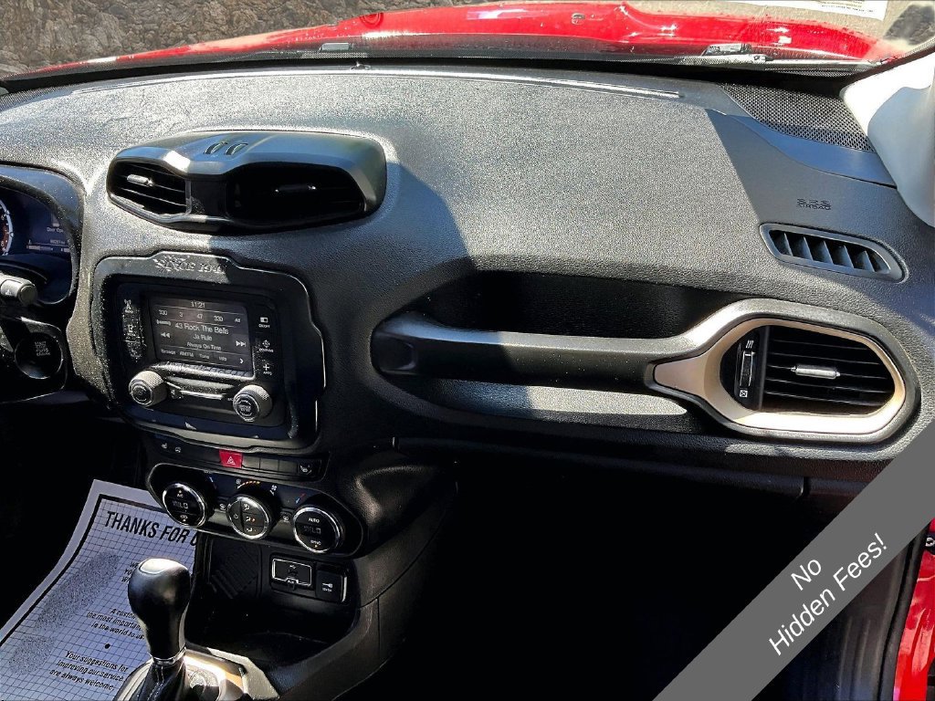 Used 2017 Jeep Renegade Limited FWD image 15