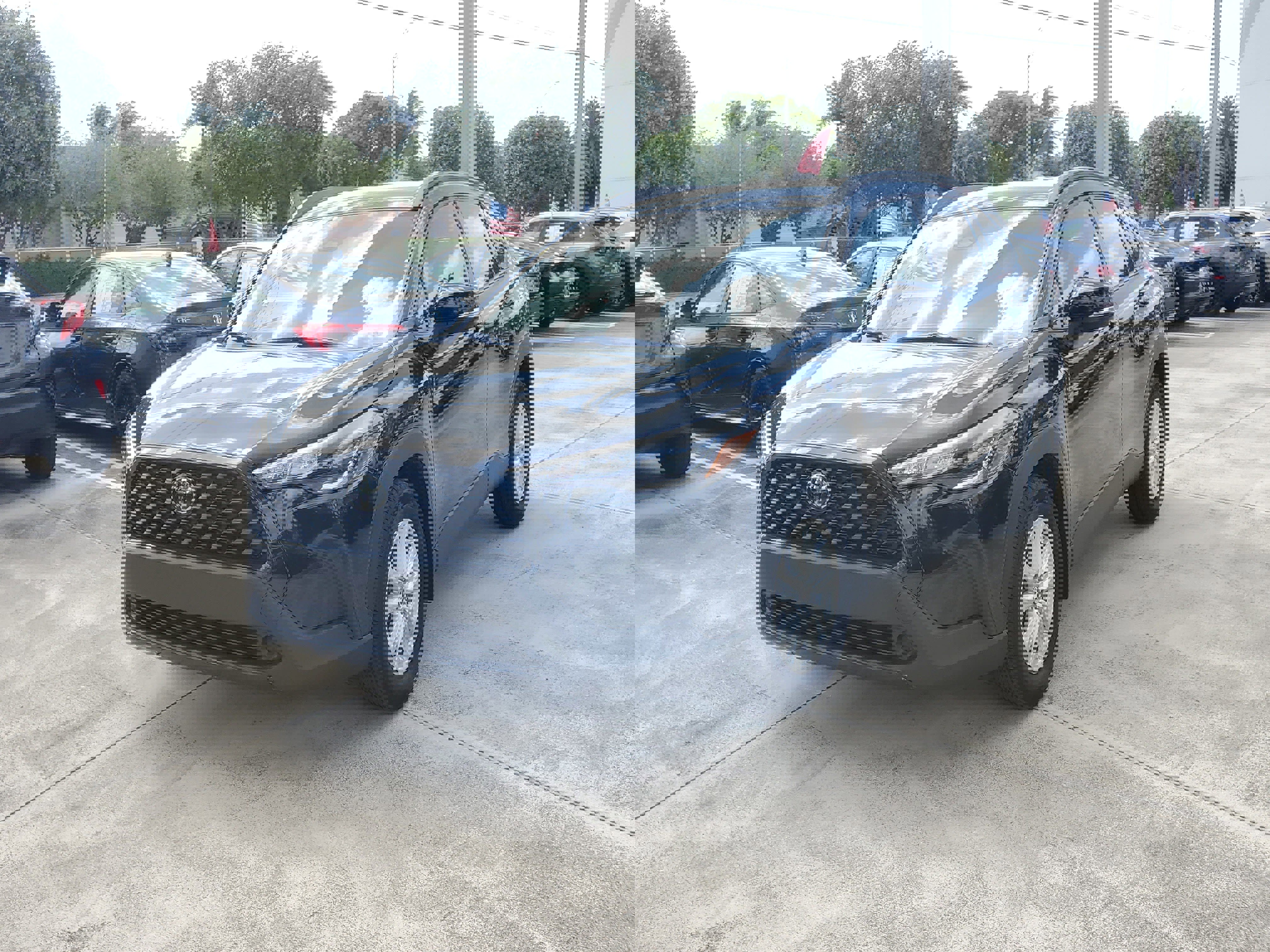 Certified 2024 Toyota Corolla Cross LE FWD image 7