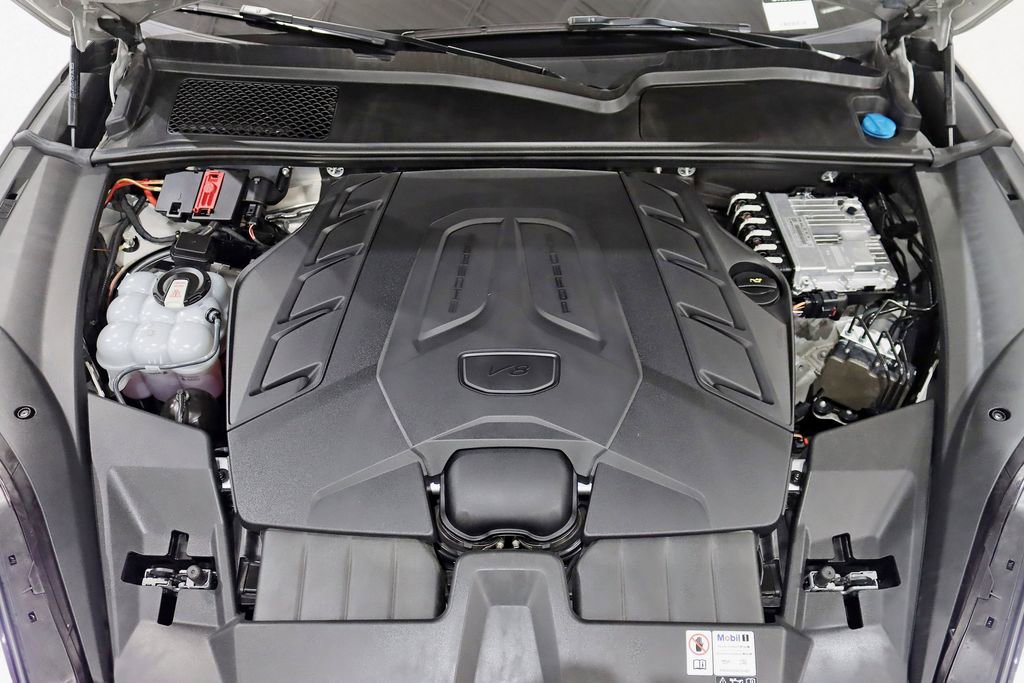 Used 2024 Porsche Cayenne Turbo GT AWD/4WD image 52