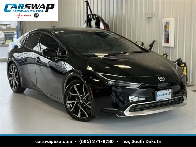 Used 2023 Toyota Prius Prime Premium FWD image 1