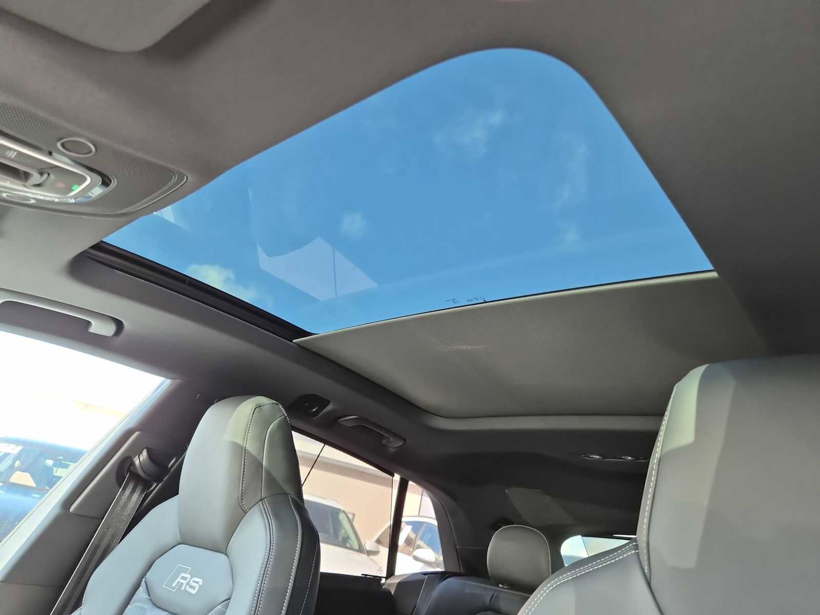 New 2026 Audi RS Q8 performance image 18