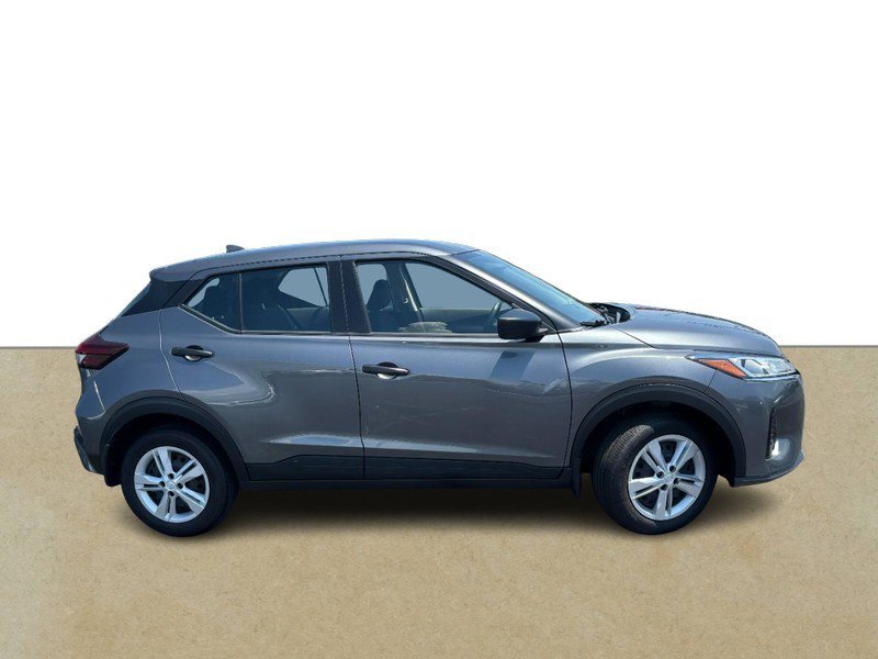Used 2024 Nissan Kicks S FWD image 2