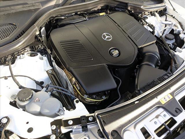 Used 2025 Mercedes-Benz GLC 300 4MATIC image 30