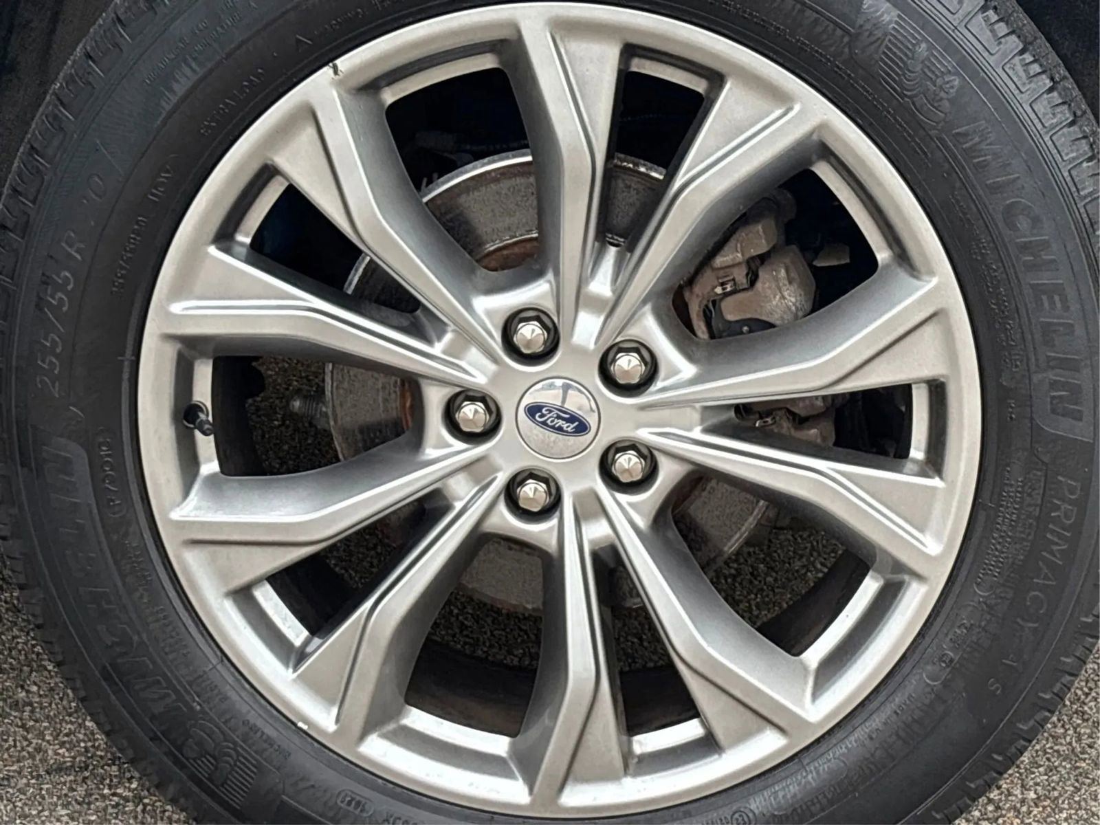 Used 2021 Ford Explorer Limited image 31