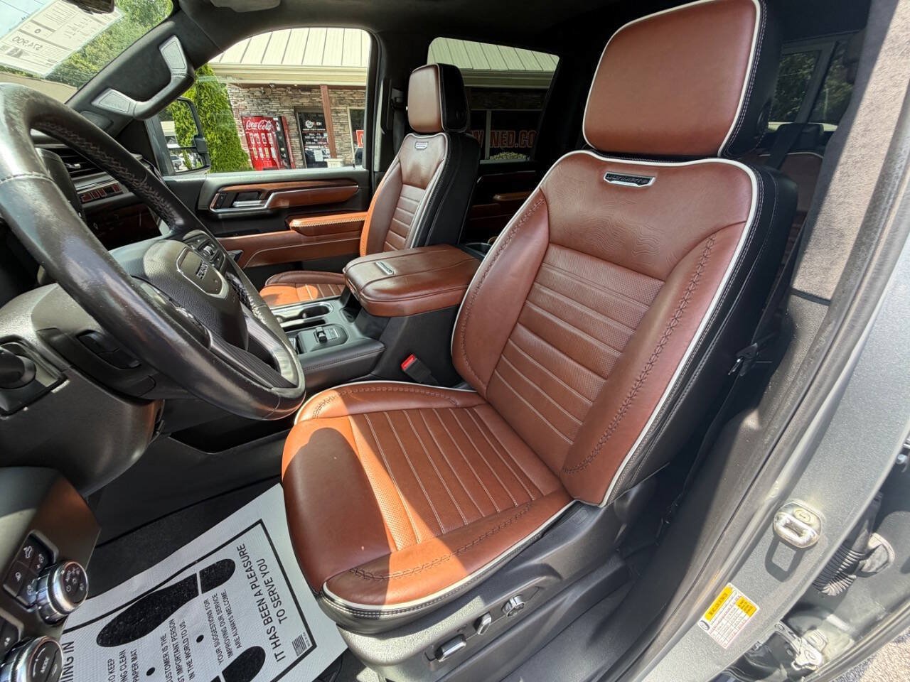 Used 2024 GMC Sierra 2500 Denali Ultimate AWD/4WD image 18