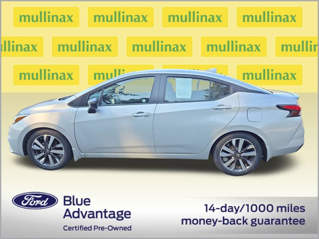 Used 2020 Nissan Versa SR w/ Trunk Package FWD image 12