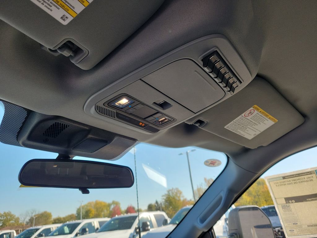 New 2026 Ford F550 4x4 Crew Cab image 30