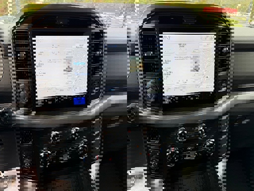 New 2025 Ford F150 XLT image 17