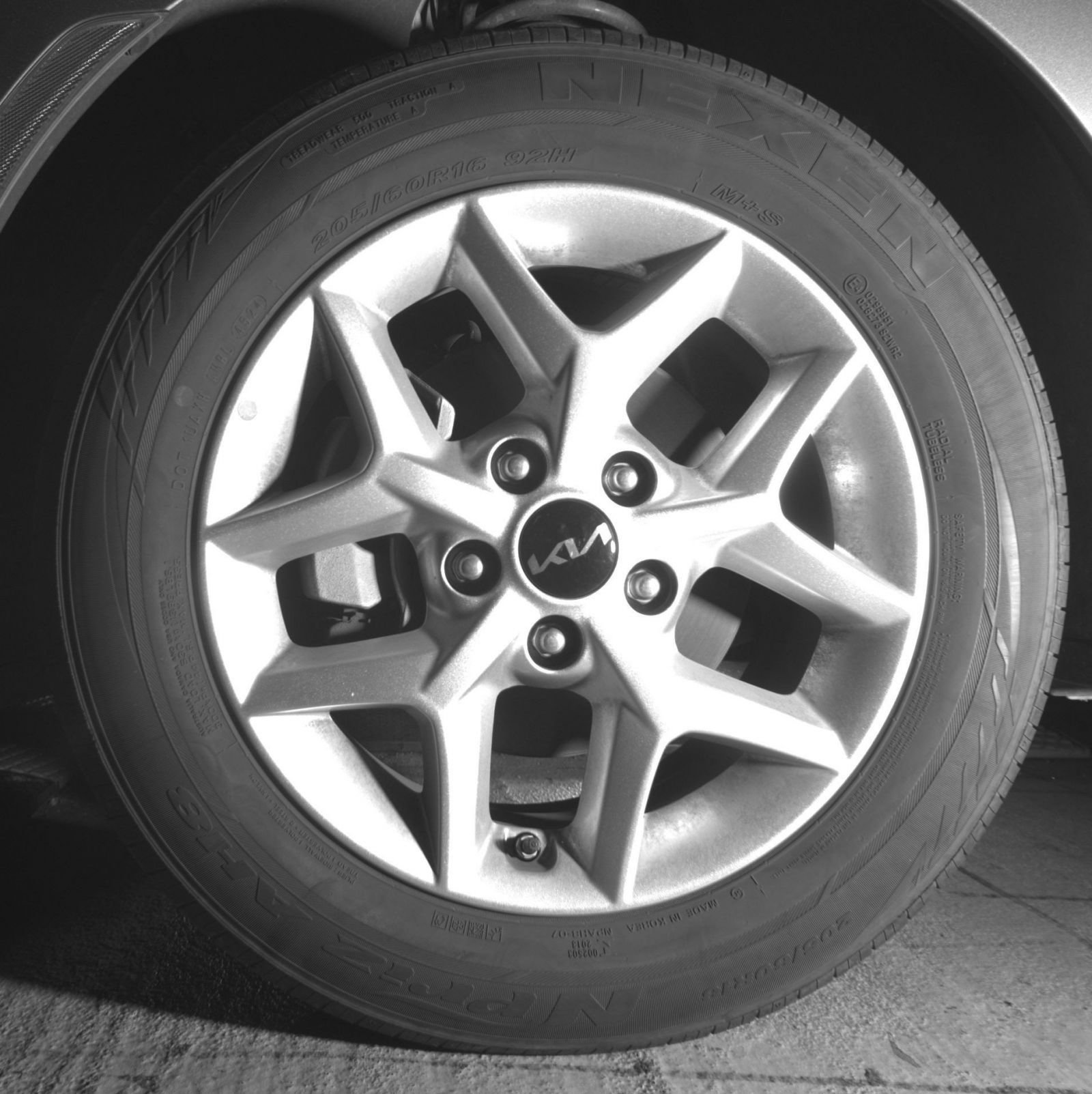 Used 2025 Kia Soul LX w/ LX Technology Package FWD image 15