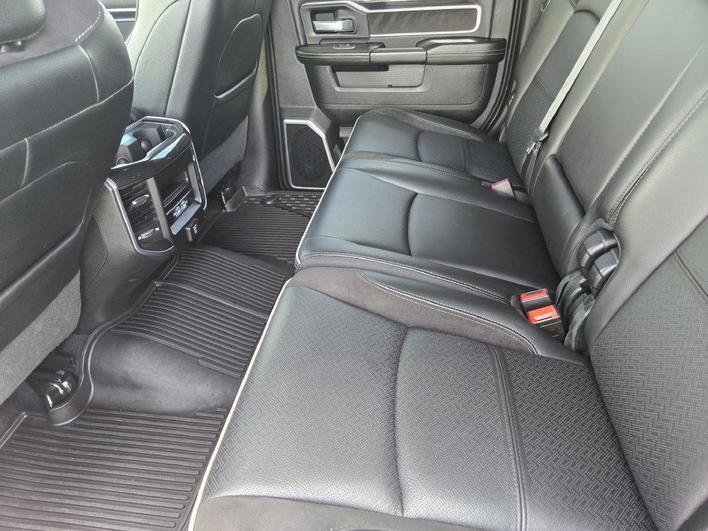 Used 2023 RAM 2500 Laramie AWD/4WD image 18