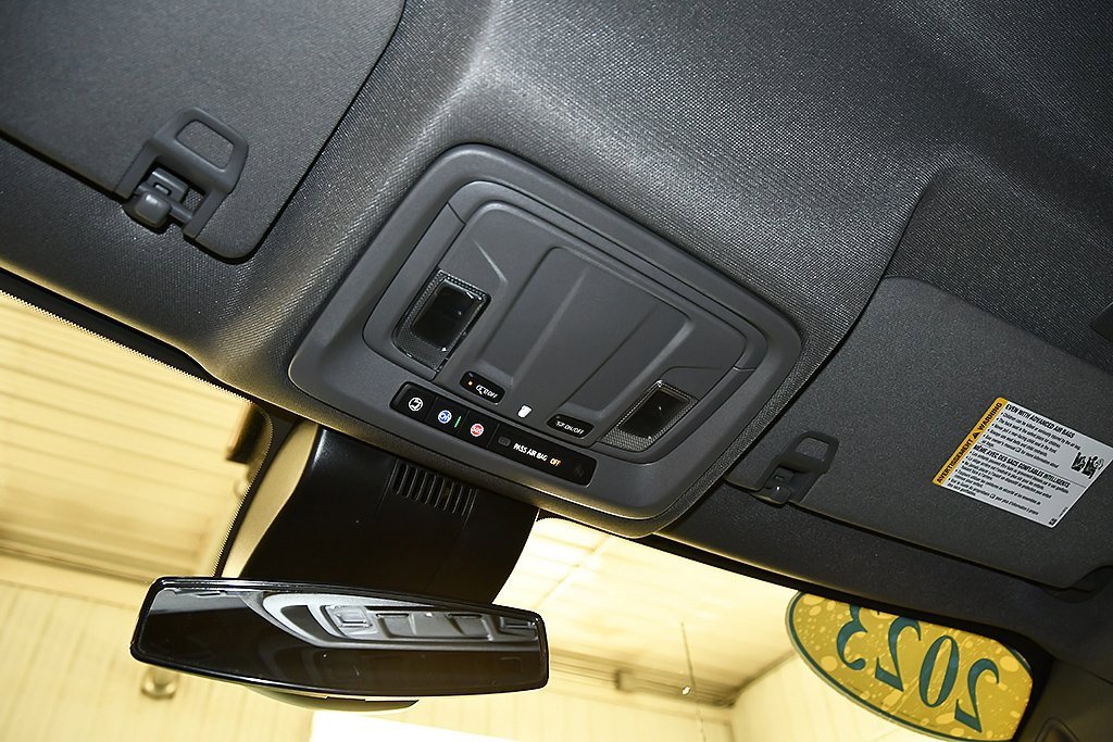 Used 2023 GMC Sierra 1500 Elevation image 27