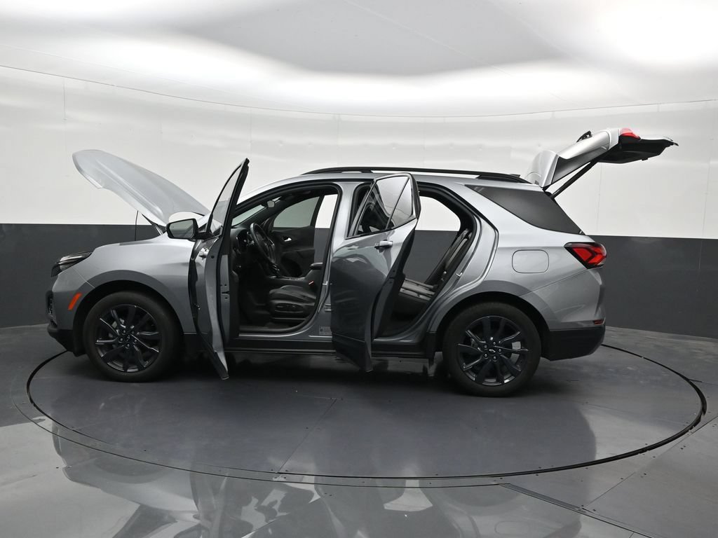 Used 2024 Chevrolet Equinox RS w/ RS Leather Package FWD image 33