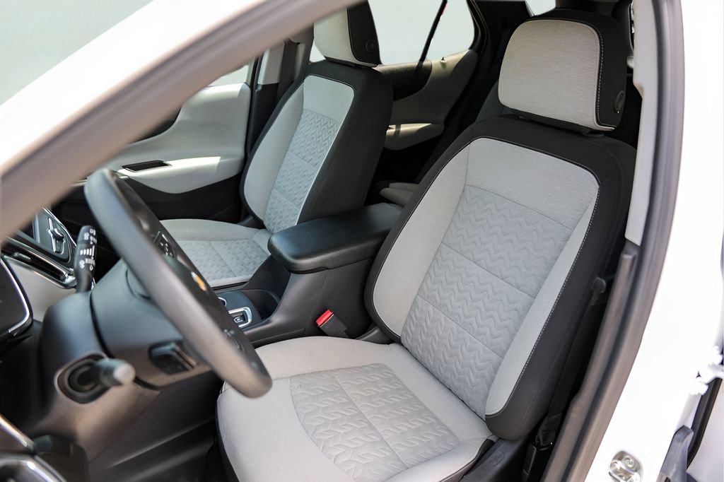 Used 2024 Chevrolet Equinox LS w/ LS Convenience Package FWD image 6