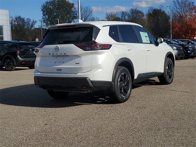 New 2026 Nissan Rogue SV image 4