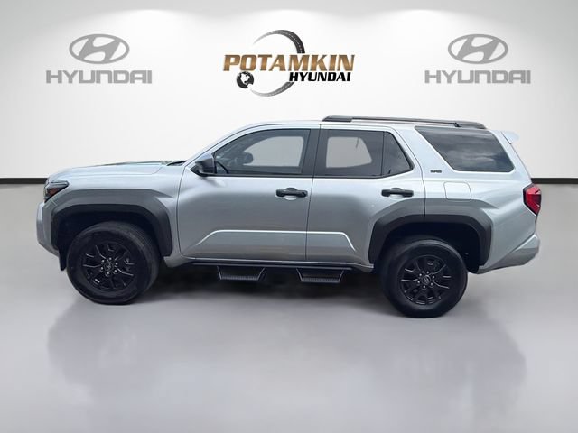 Used 2025 Toyota 4Runner SR5 AWD/4WD image 8