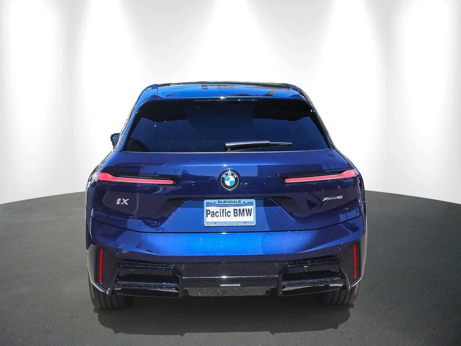 New 2026 BMW iX xDrive45 w/ M Sport Package image 5