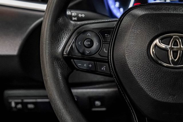 Used 2020 Toyota Corolla LE FWD image 17