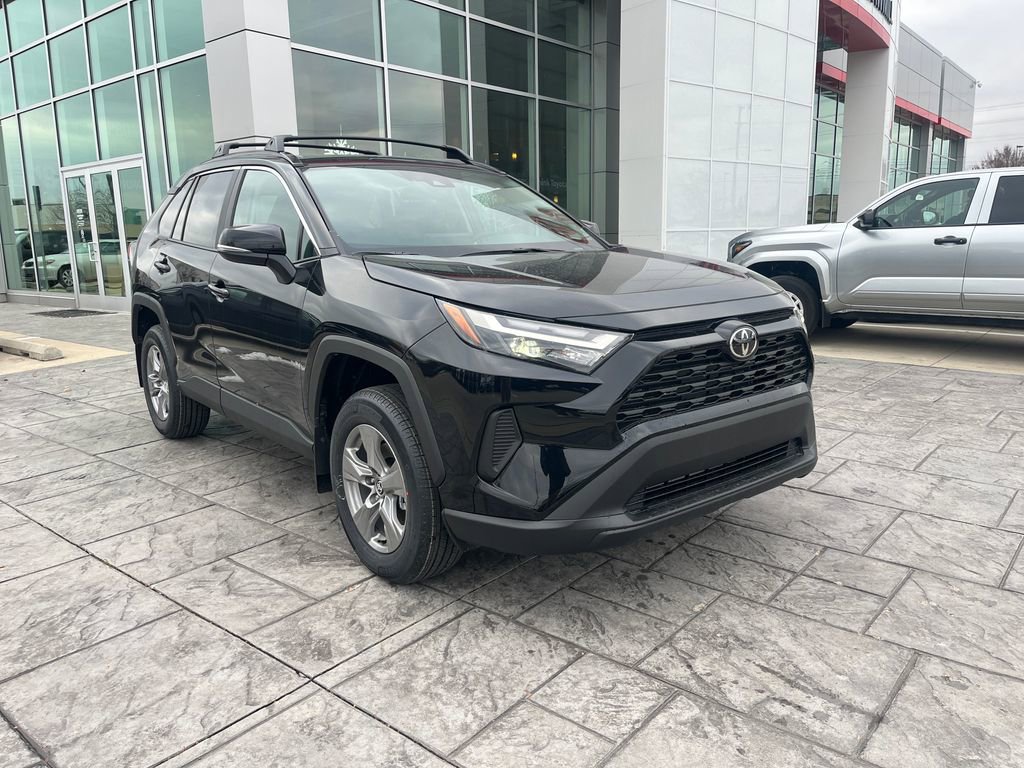 New 2025 Toyota RAV4 XLE image 7