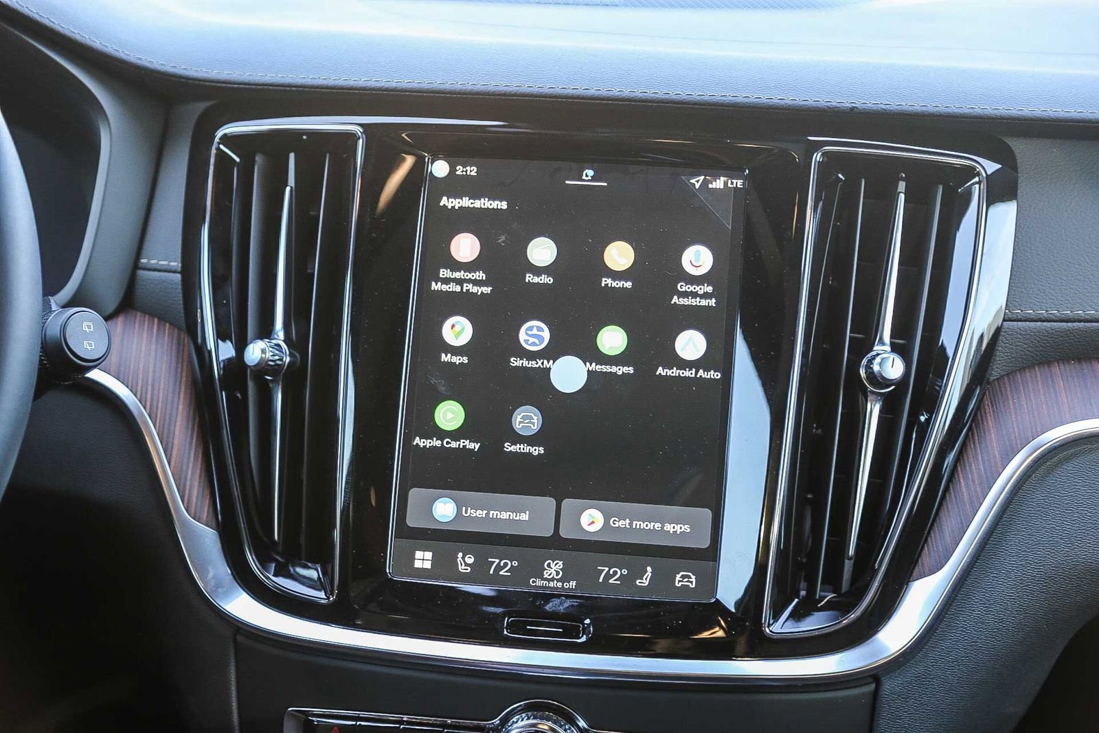 New 2026 Volvo V60 B5 Cross Country Ultra w/ Climate Package image 14