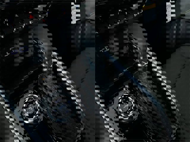 New 2026 Chevrolet Colorado ZR2 w/ Technology Package image 16