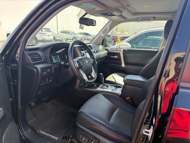 Used 2019 Toyota 4Runner SR5 Premium w/ Wilderness Package RWD image 15