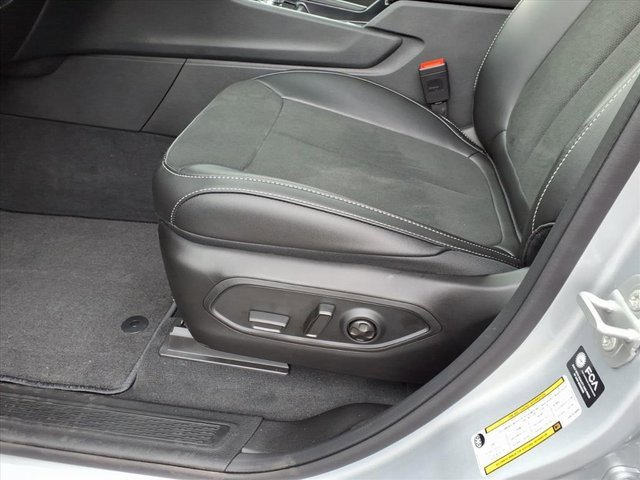 New 2025 Jeep Grand Cherokee L Altitude image 8