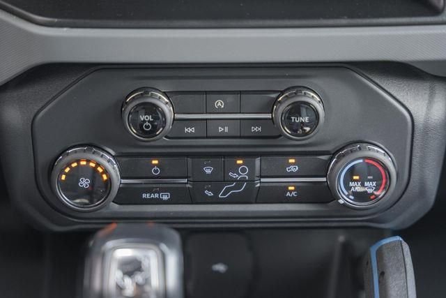 Used 2023 Ford Bronco Black Diamond image 26