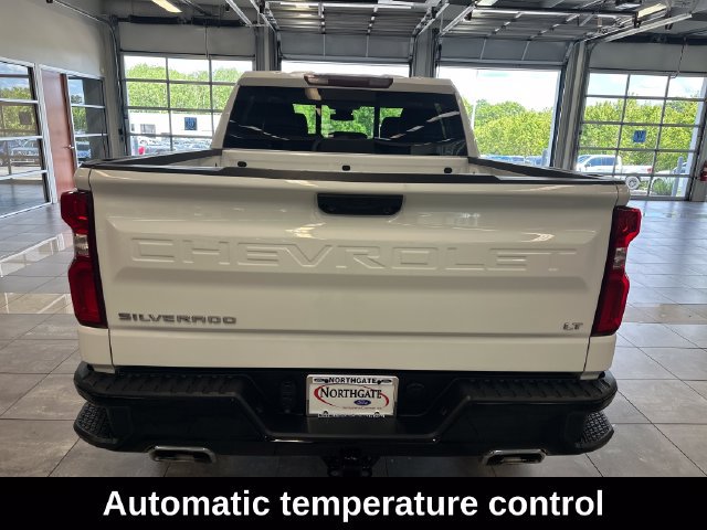 Used 2024 Chevrolet Silverado 1500 LT Trail Boss w/ Convenience Package II AWD/4WD image 17