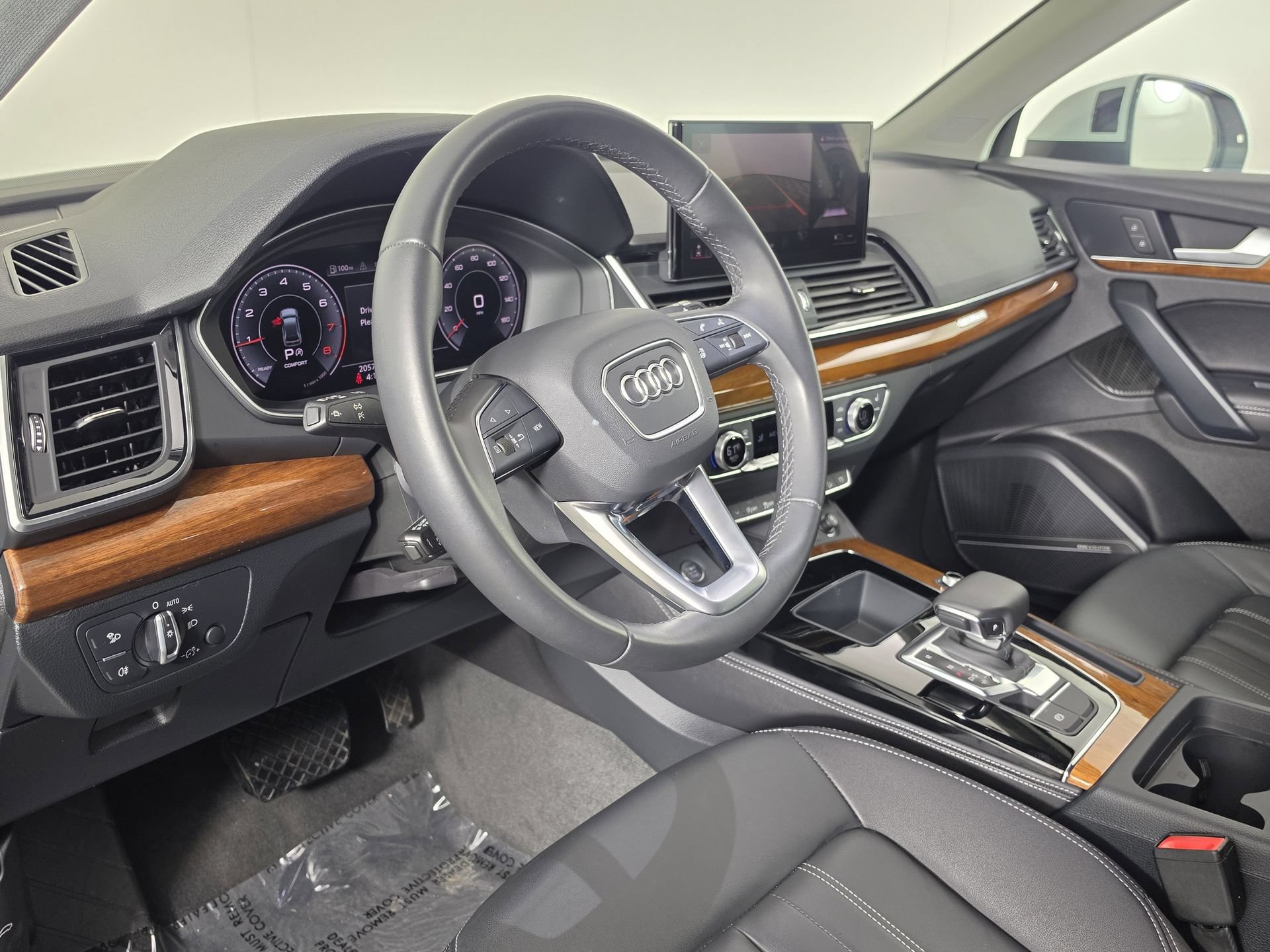 Certified 2023 Audi Q5 2.0T Premium Plus w/ Premium Plus Package AWD/4WD image 13