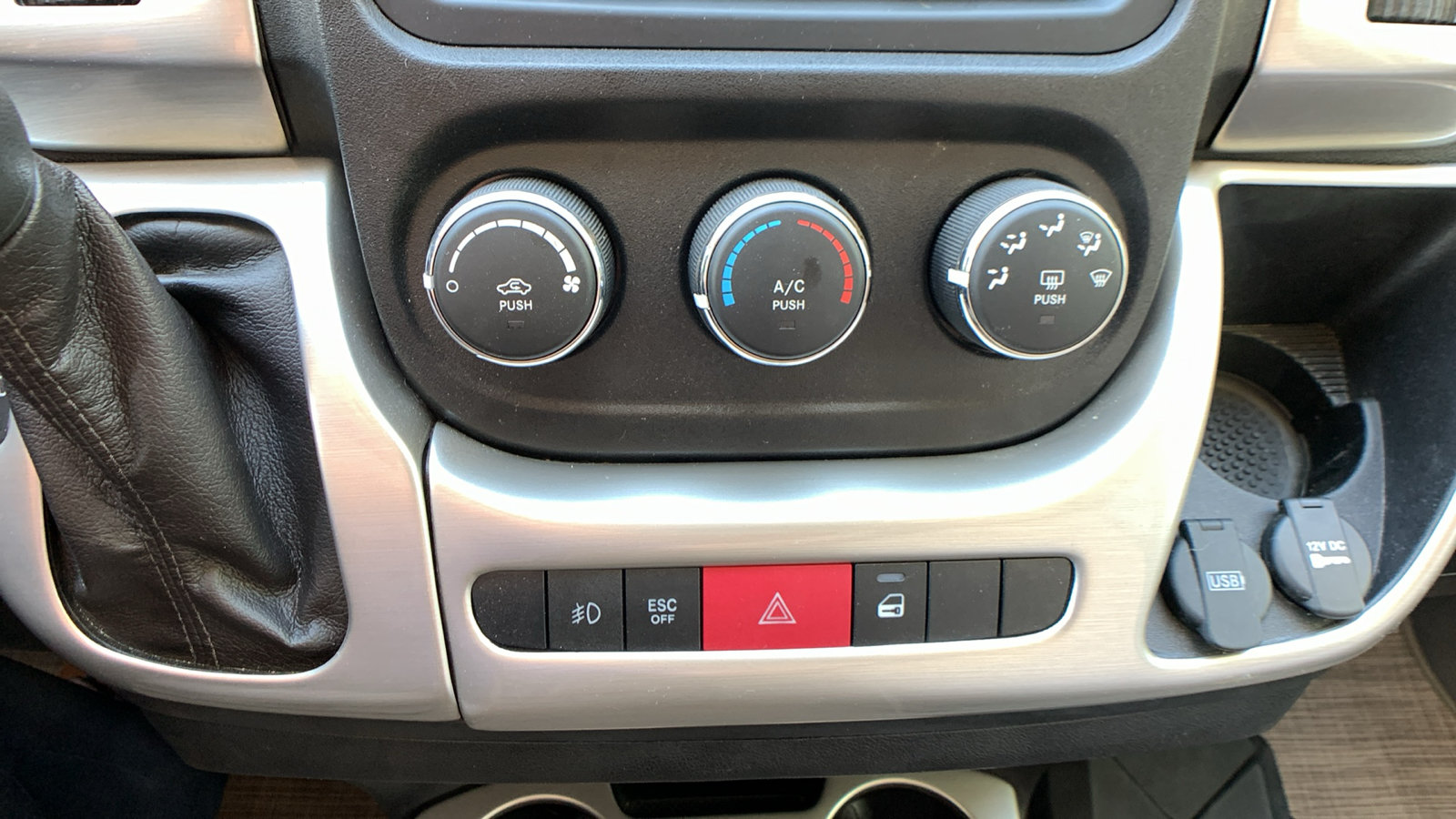 Used 2021 RAM ProMaster 3500 w/ Convenience Group FWD image 16