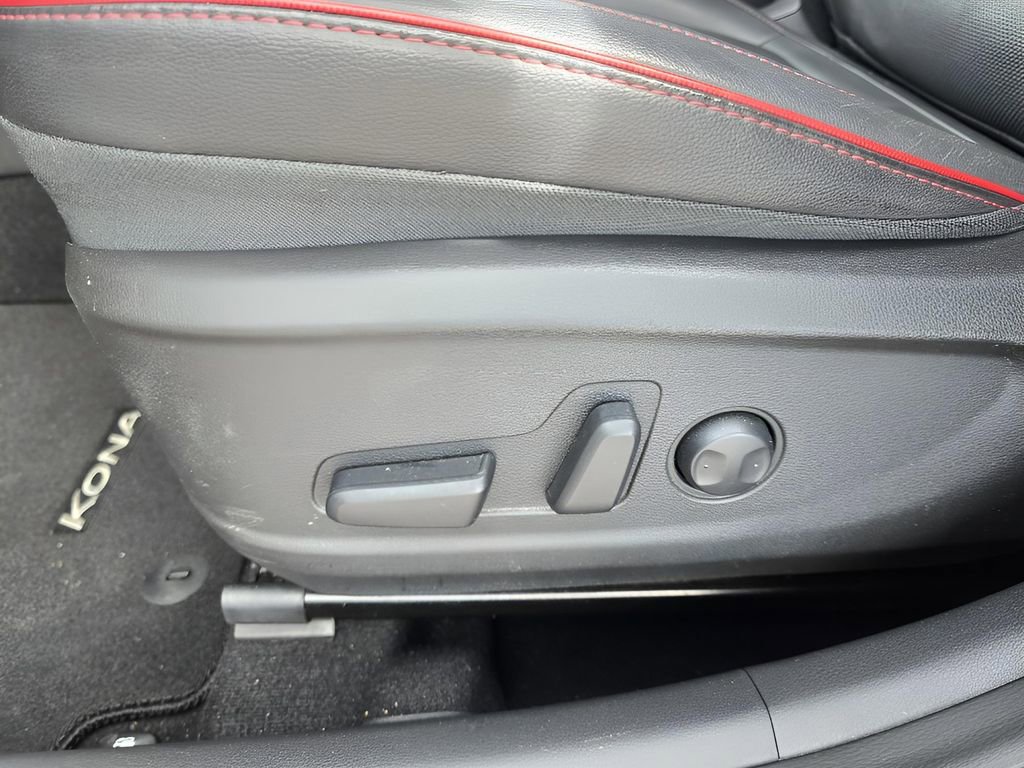 Used 2019 Hyundai Kona Ultimate image 17