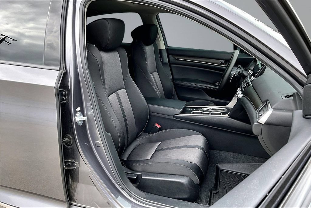 Used 2021 Honda Accord EX image 16