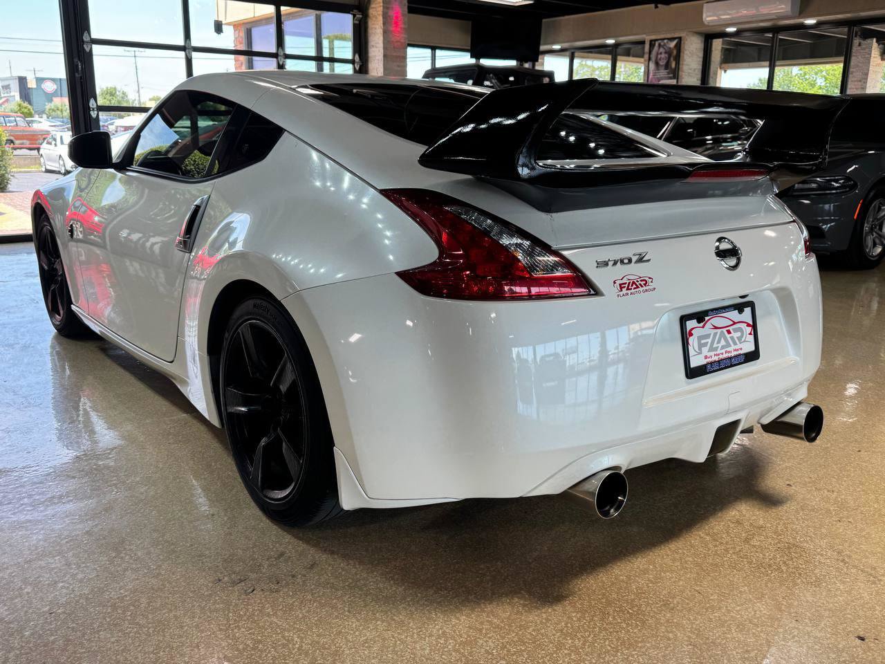 Used 2012 Nissan 370Z Coupe RWD image 5