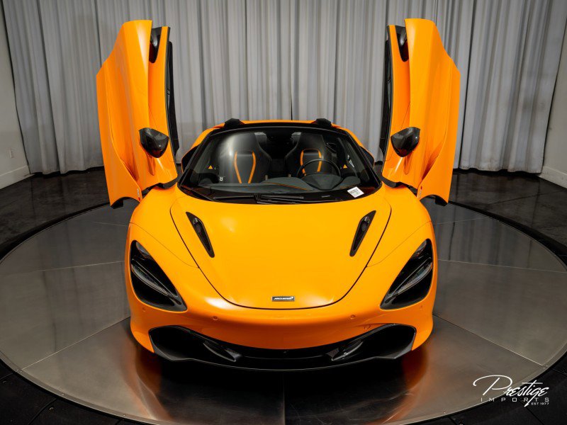 Used 2023 McLaren 720S Luxury image 7