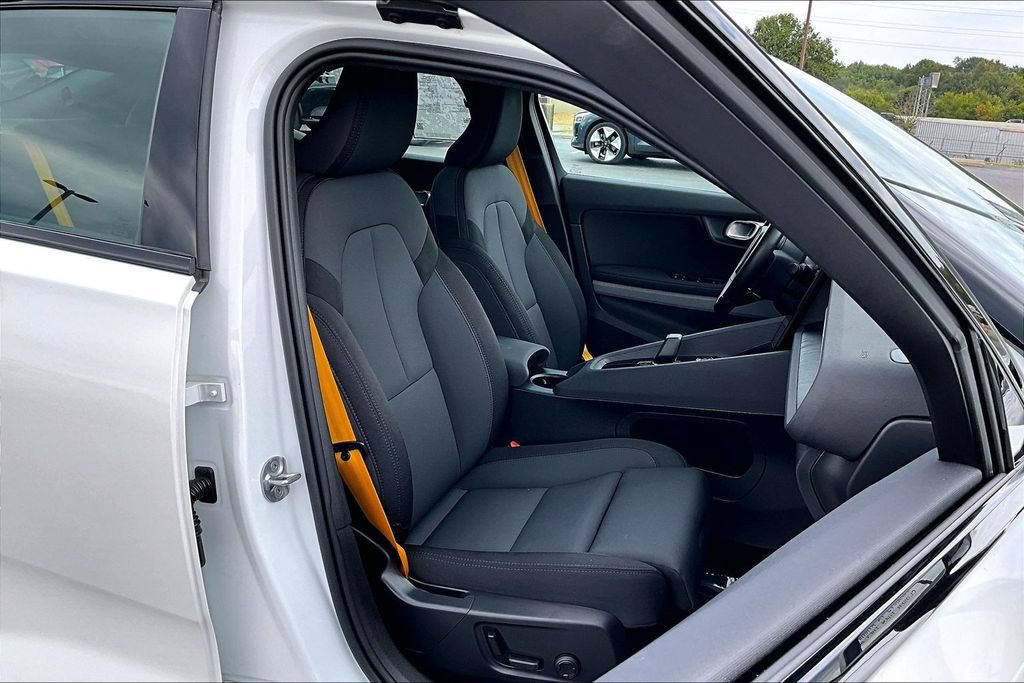 Used 2023 Polestar Polestar 2 w/ Pilot Pack AWD/4WD image 31
