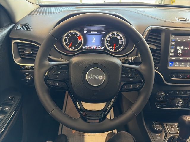 Certified 2023 Jeep Cherokee Altitude Lux image 17