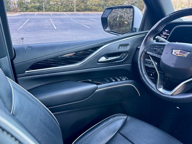 Certified 2023 Cadillac Escalade Sport w/ Touring Package image 21