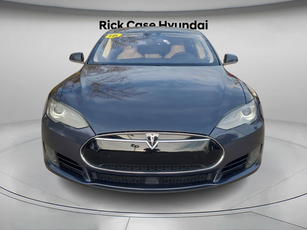 Used 2016 Tesla Model S 70D image 5