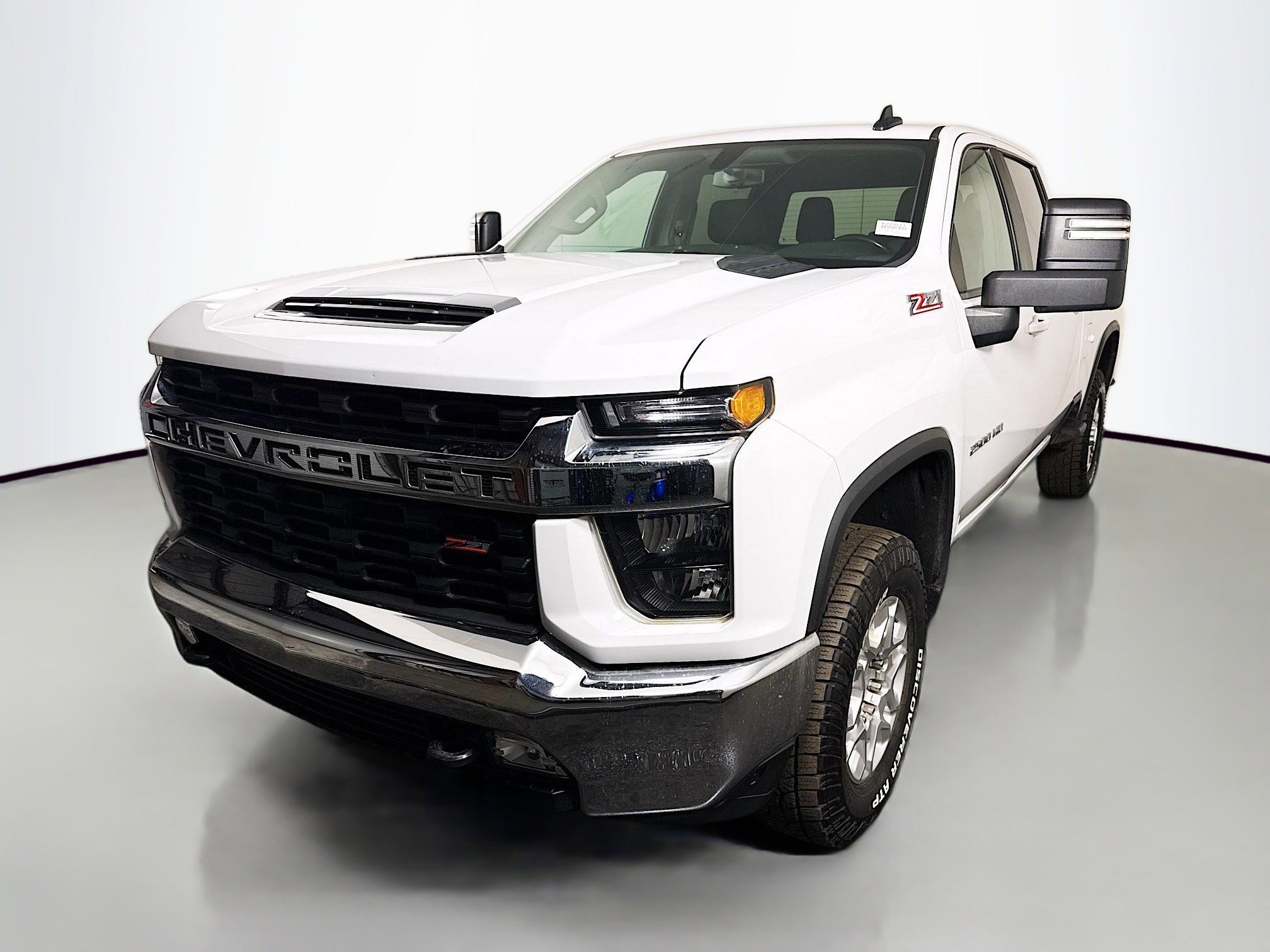 Used 2023 Chevrolet Silverado 2500 LT w/ Convenience Package image 4