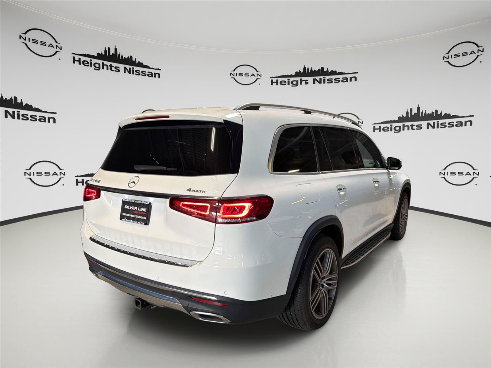 Used 2022 Mercedes-Benz GLS 450 4MATIC image 5
