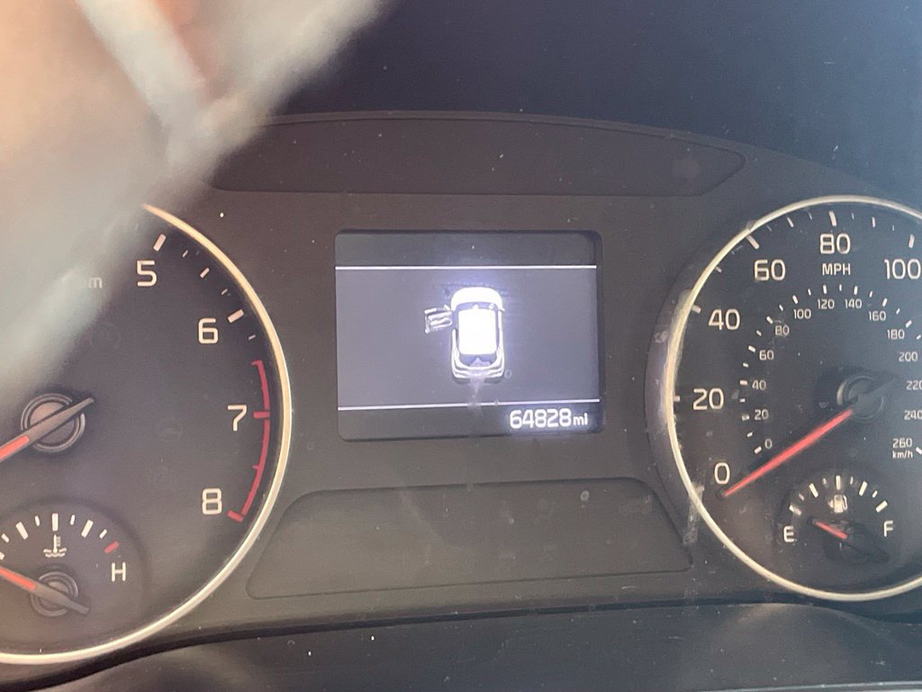 Used 2023 Kia Seltos S AWD/4WD image 5